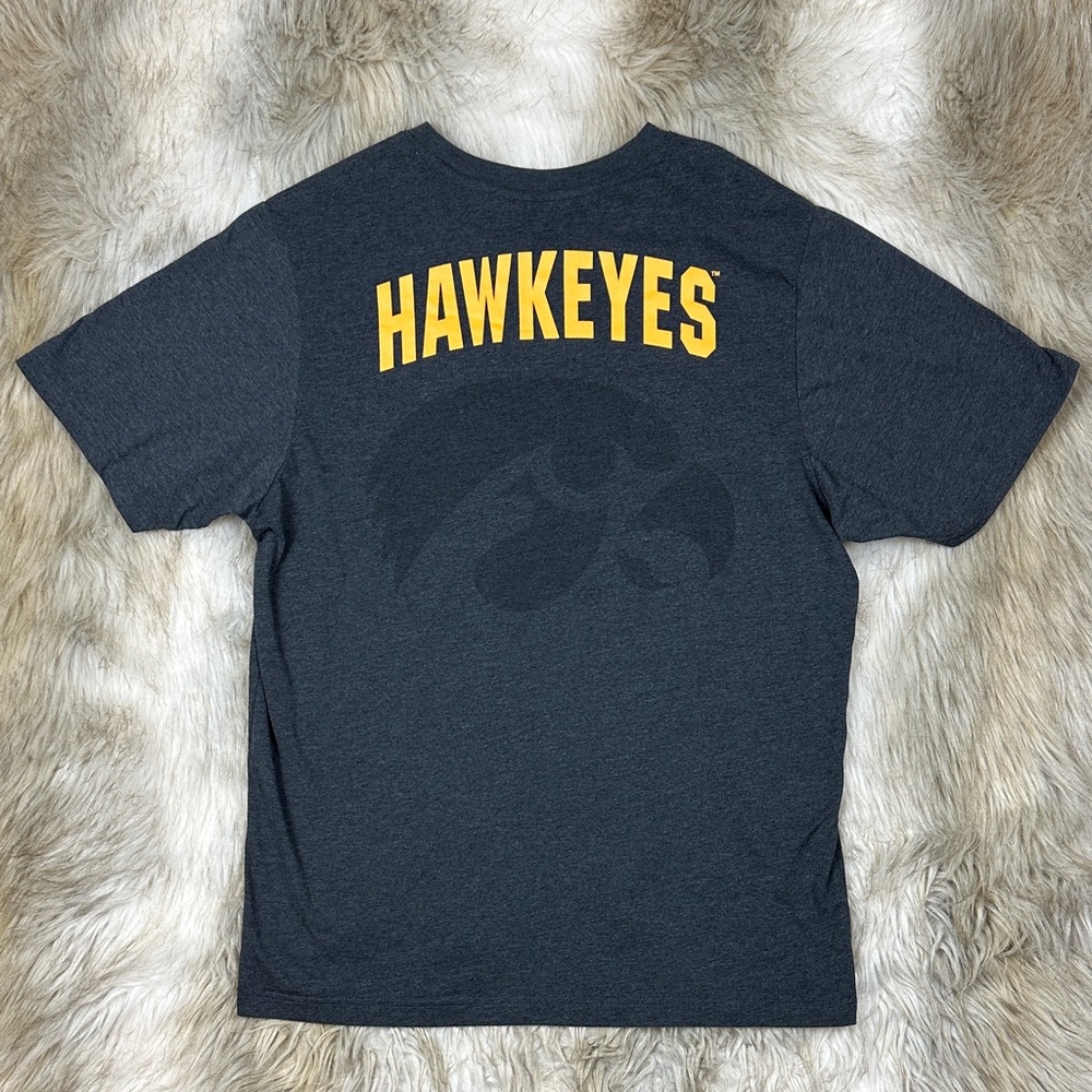 Men's Iowa Hawkeye Colosseum Charcoal Gray T-Shirt with Herkey on Pocket